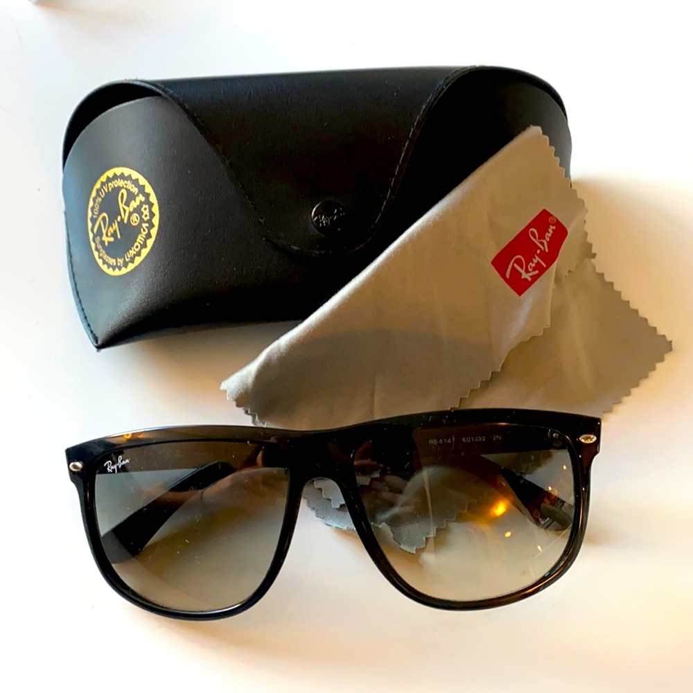 Ray Ban Black Sunglasses